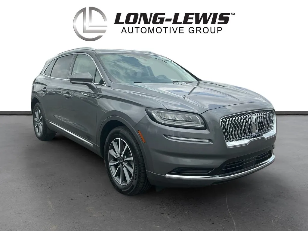 2022 Lincoln Nautilus Standard thumbnail 10
