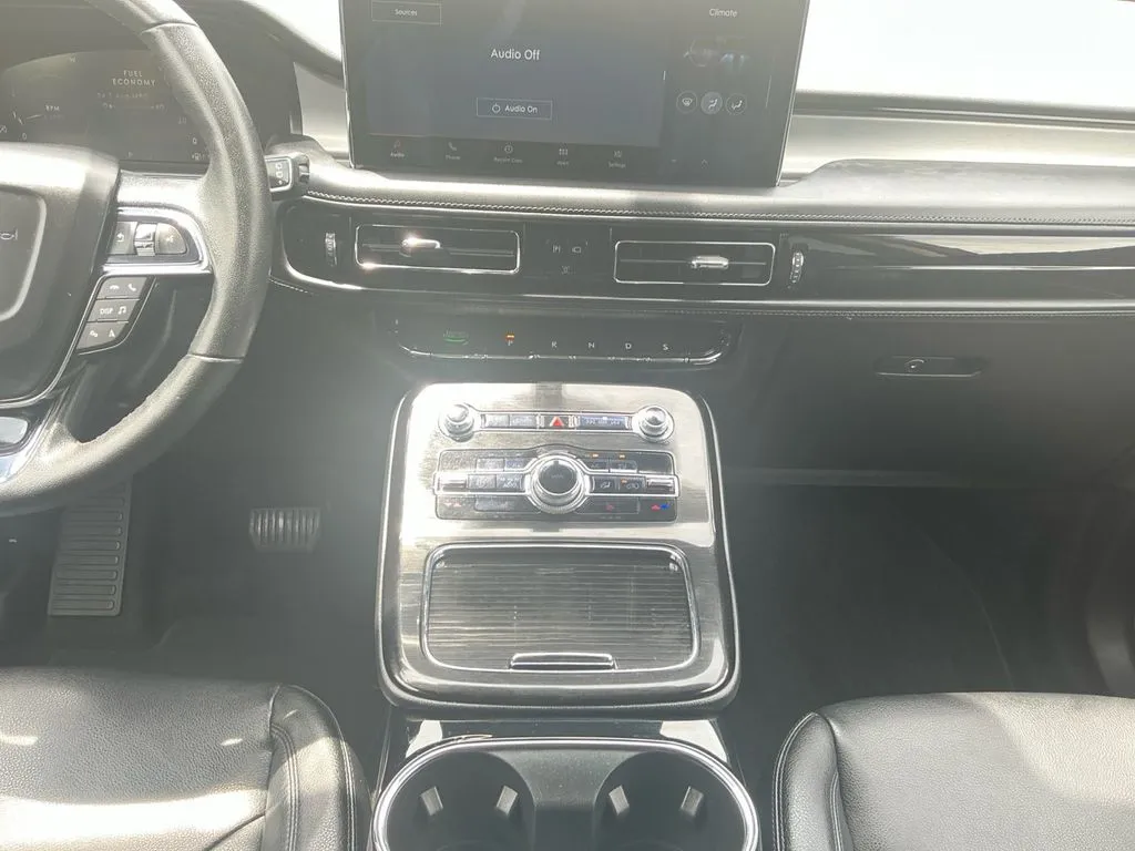2022 Lincoln Nautilus Standard thumbnail 20