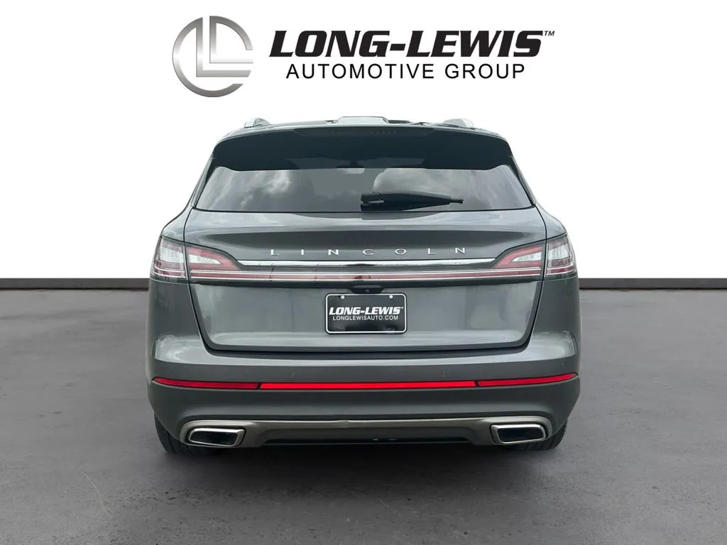 2022 Lincoln Nautilus Standard thumbnail 5