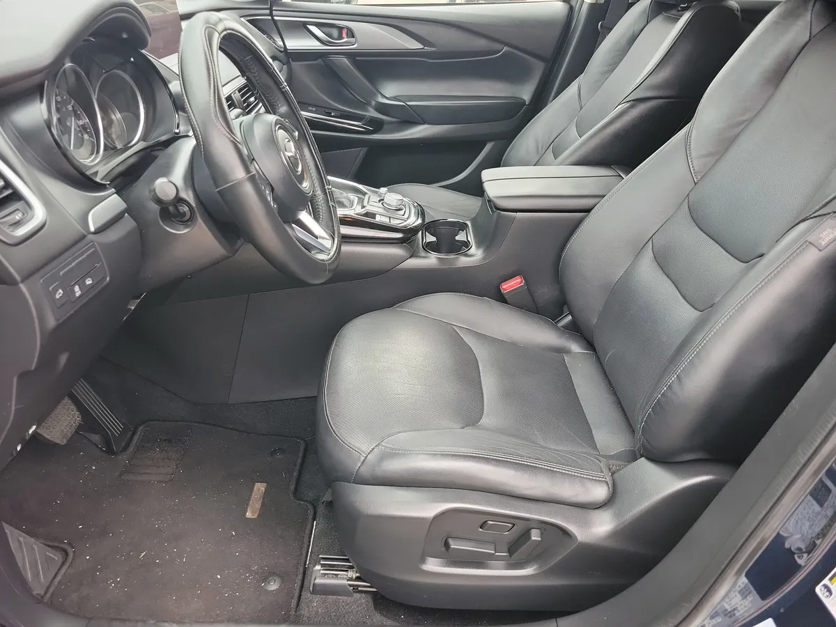 2022 Mazda Mazda CX-9 Touring thumbnail 4