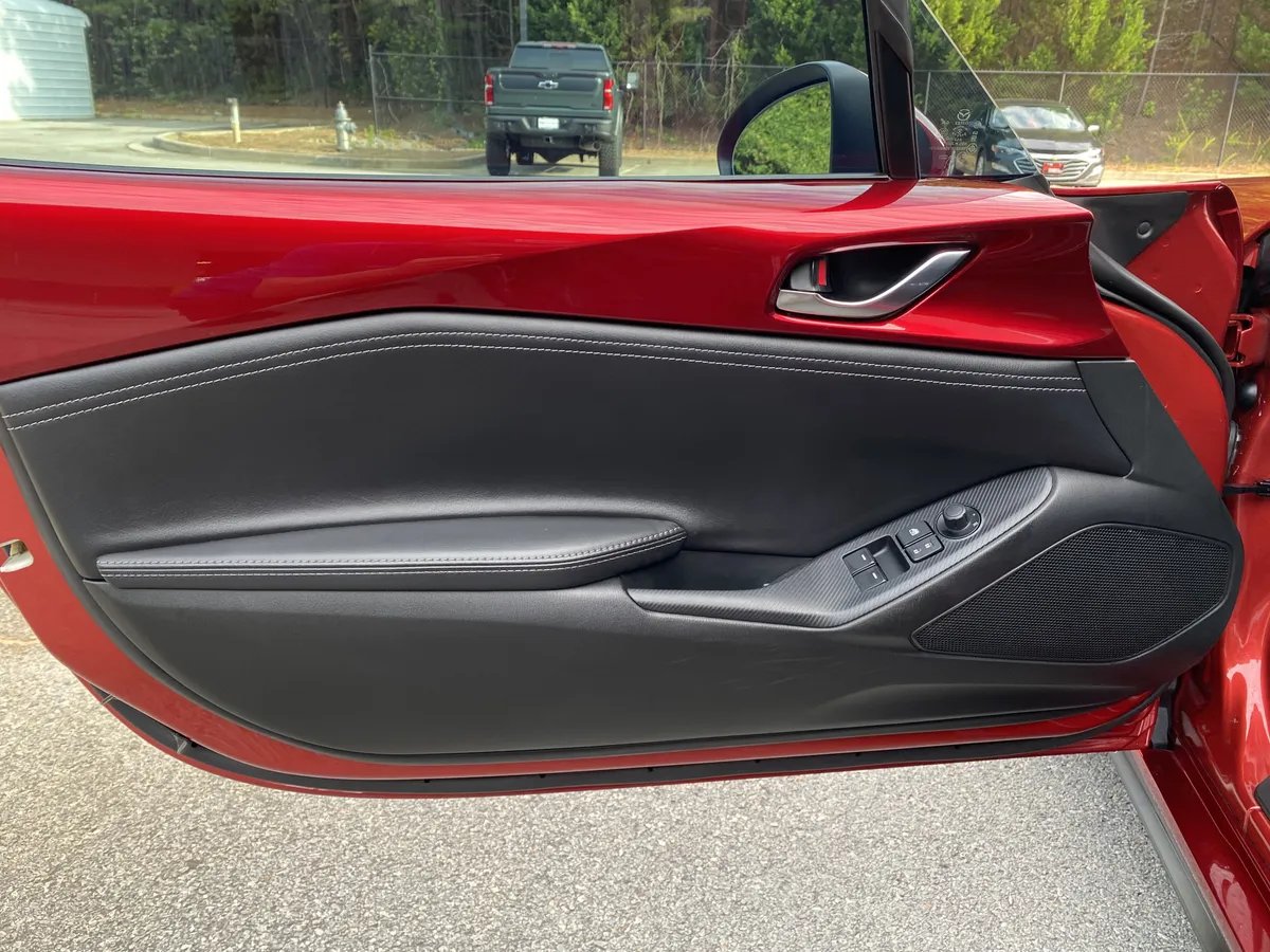 2022 Mazda MX-5 Miata RF Grand Touring thumbnail 12