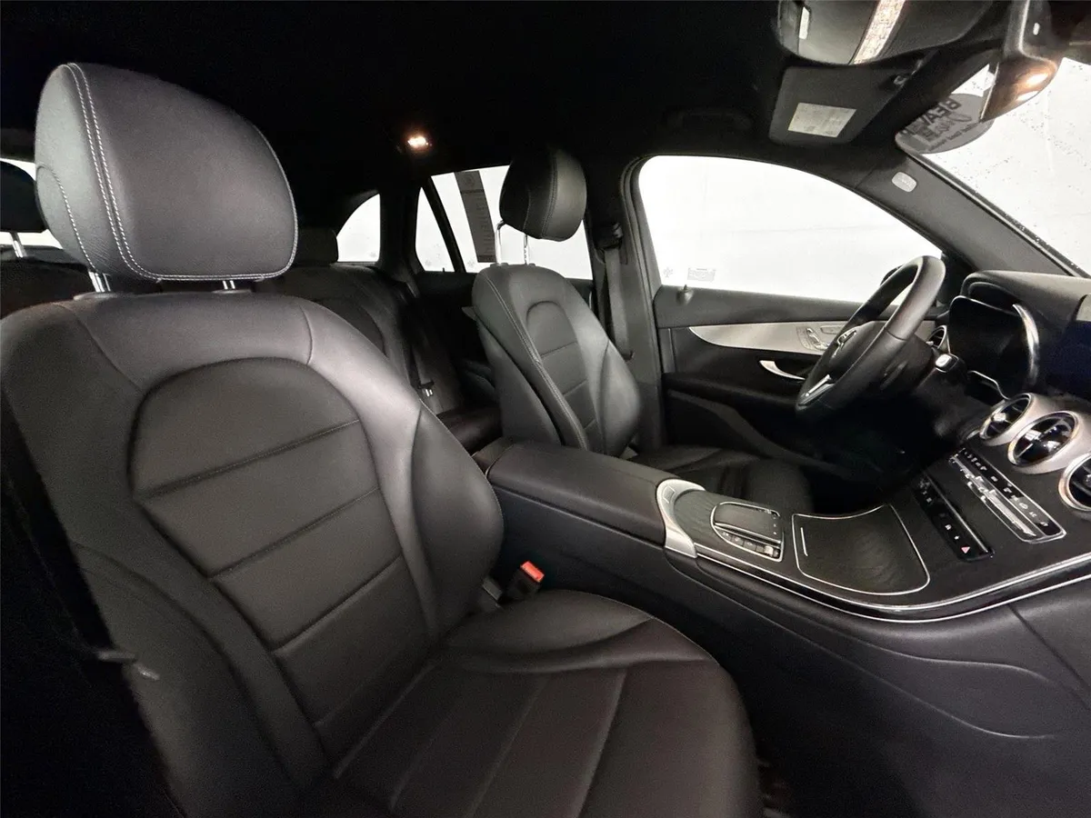 2022 Mercedes-Benz GLC GLC 300 thumbnail 41