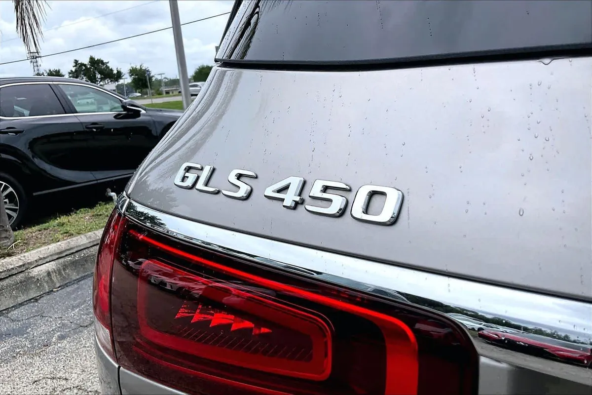 2022 Mercedes-Benz GLS 450 GLS 450 thumbnail 10