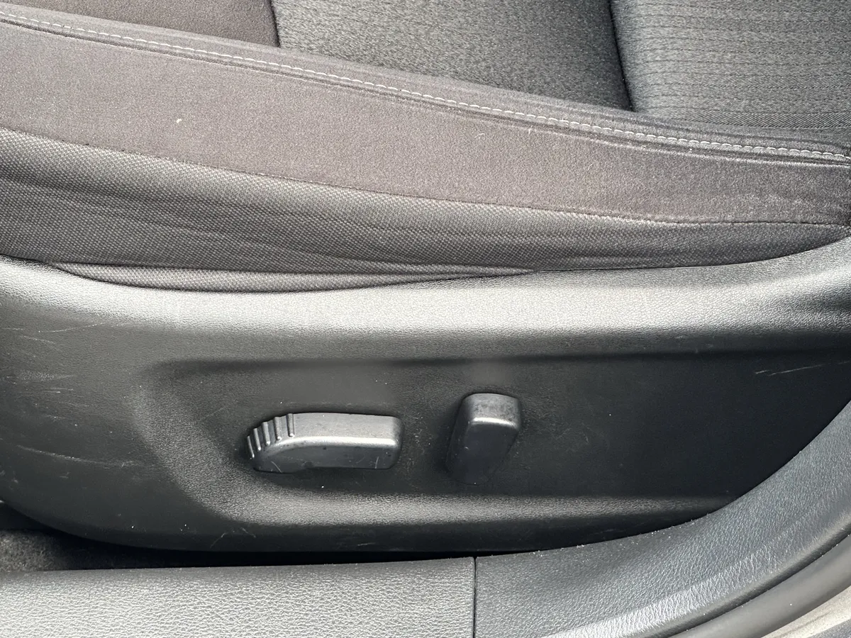 2022 Nissan Altima 2.5 SV thumbnail 31