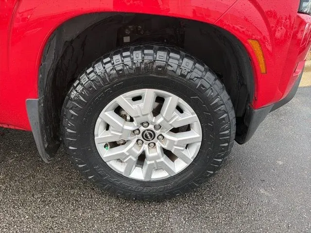 2022 Nissan Frontier SV thumbnail 11