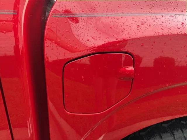 2022 Nissan Frontier SV thumbnail 15