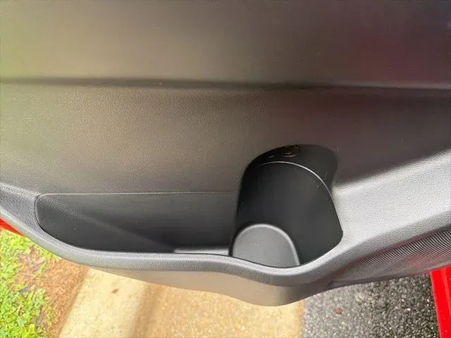2022 Nissan Frontier SV thumbnail 17