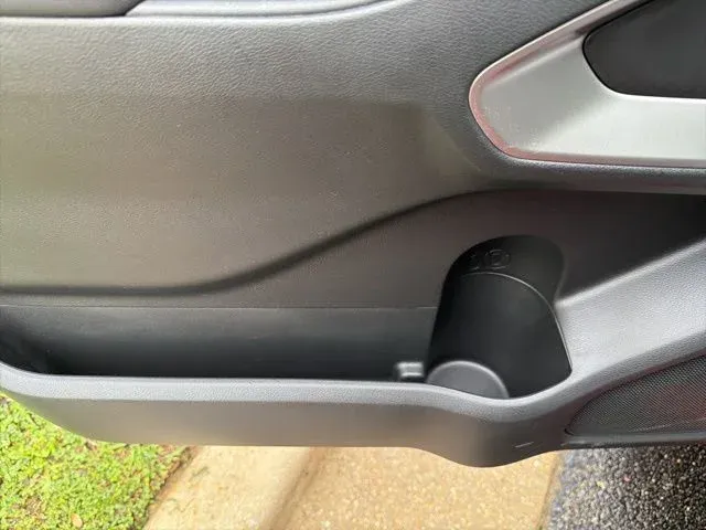 2022 Nissan Frontier SV thumbnail 25