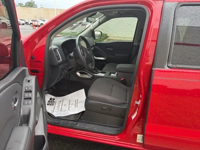 2022 Nissan Frontier SV thumbnail 27