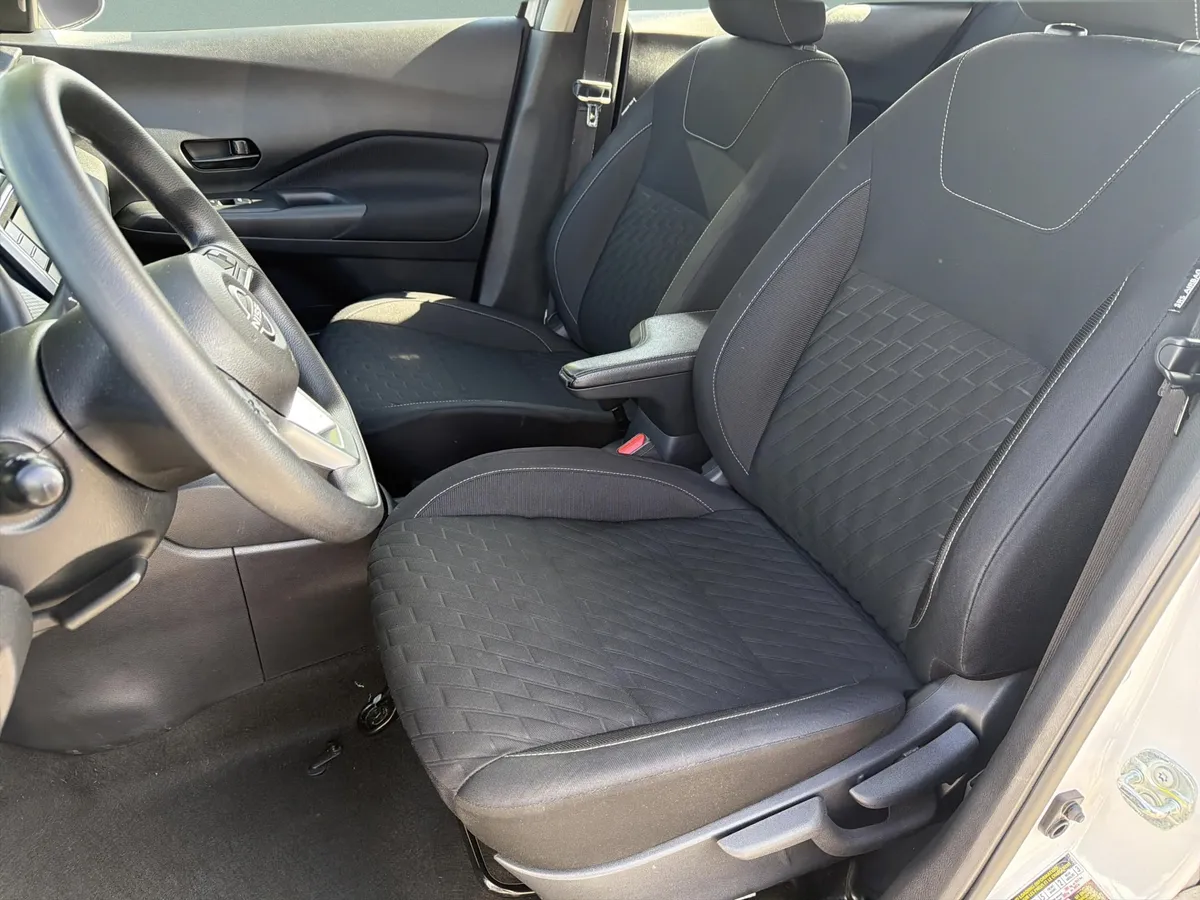 2022 Nissan Kicks S thumbnail 15