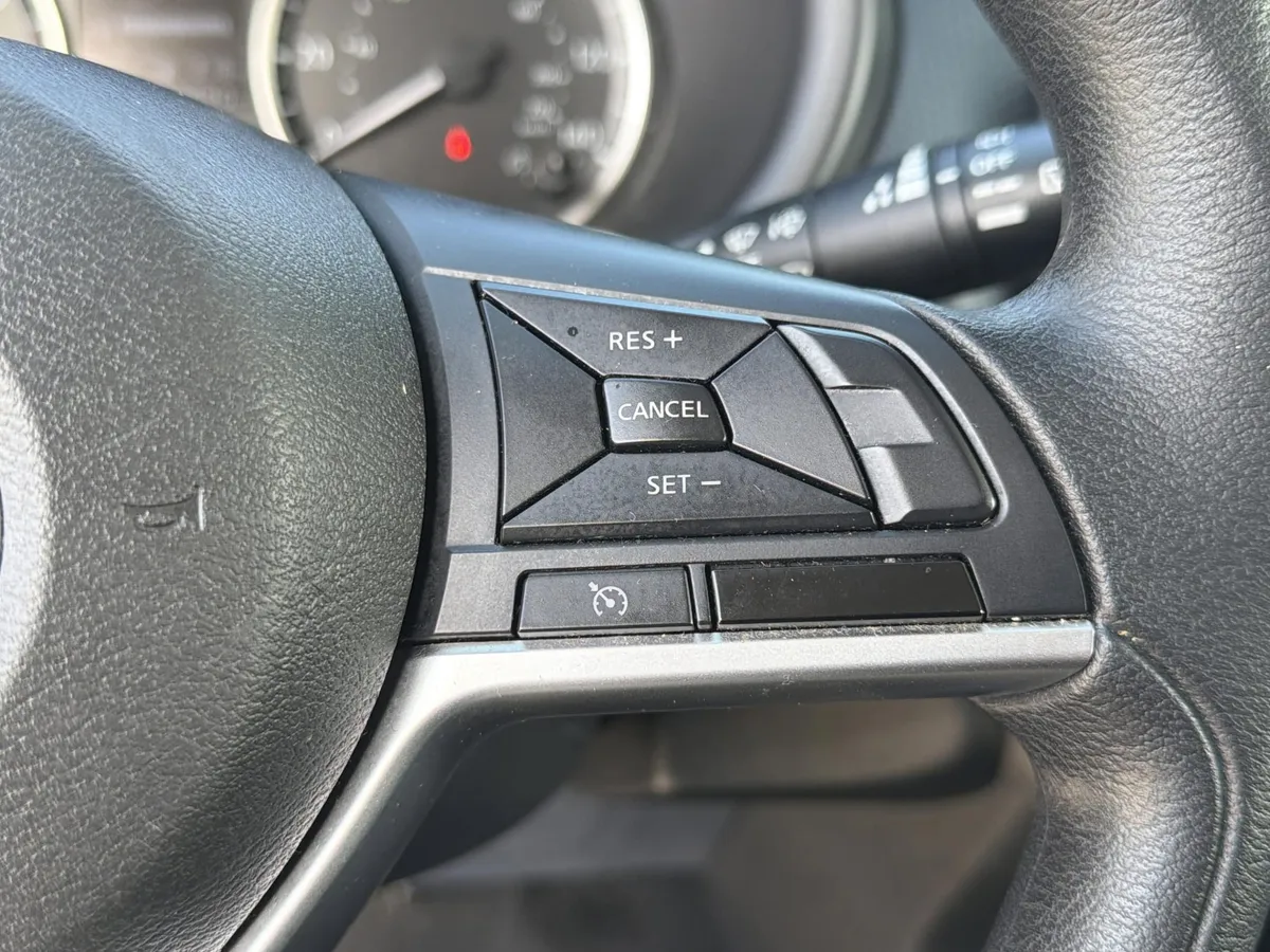 2022 Nissan Kicks S thumbnail 22