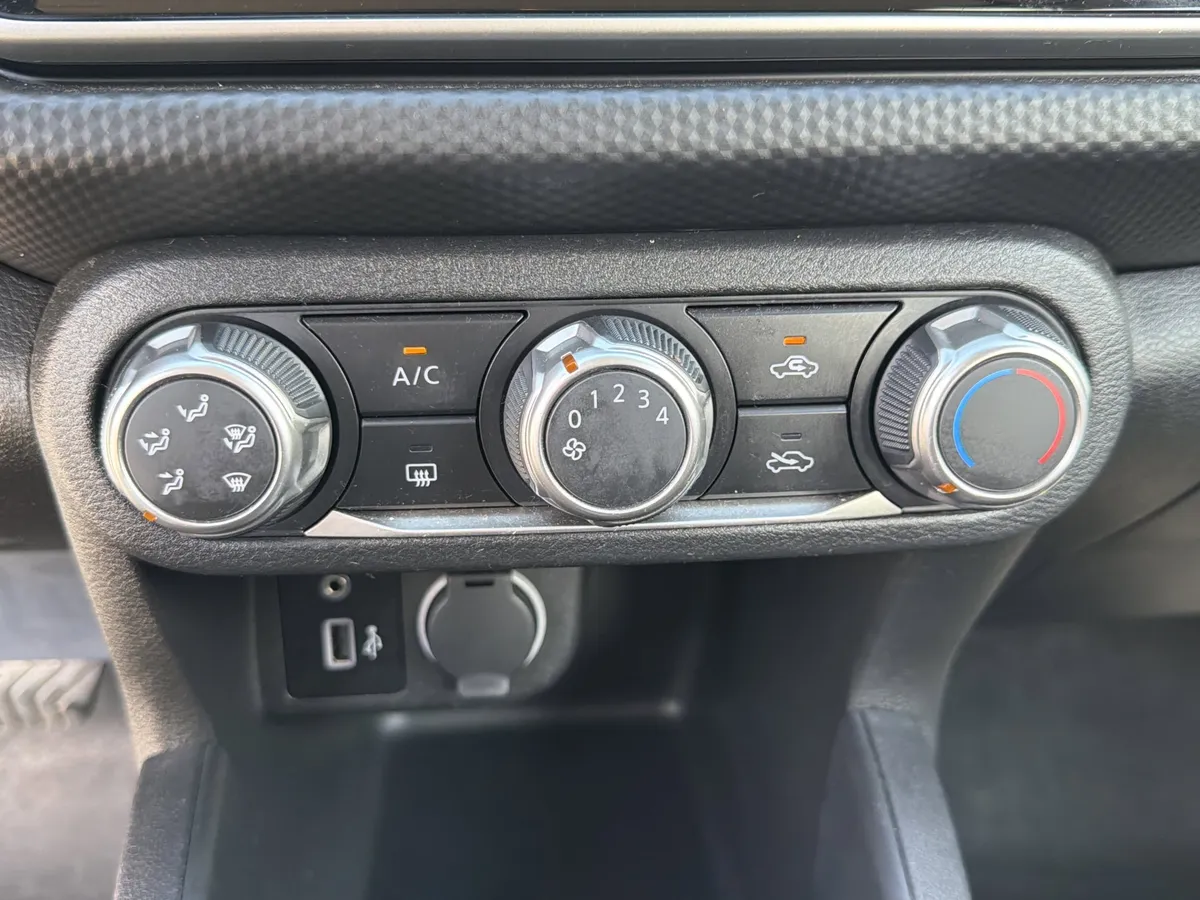 2022 Nissan Kicks S thumbnail 27