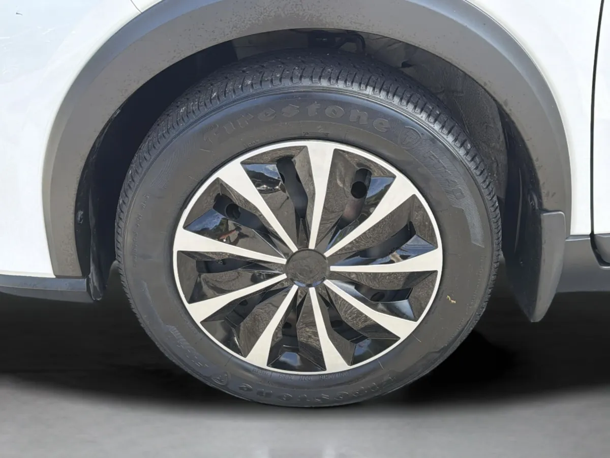 2022 Nissan Kicks S thumbnail 32
