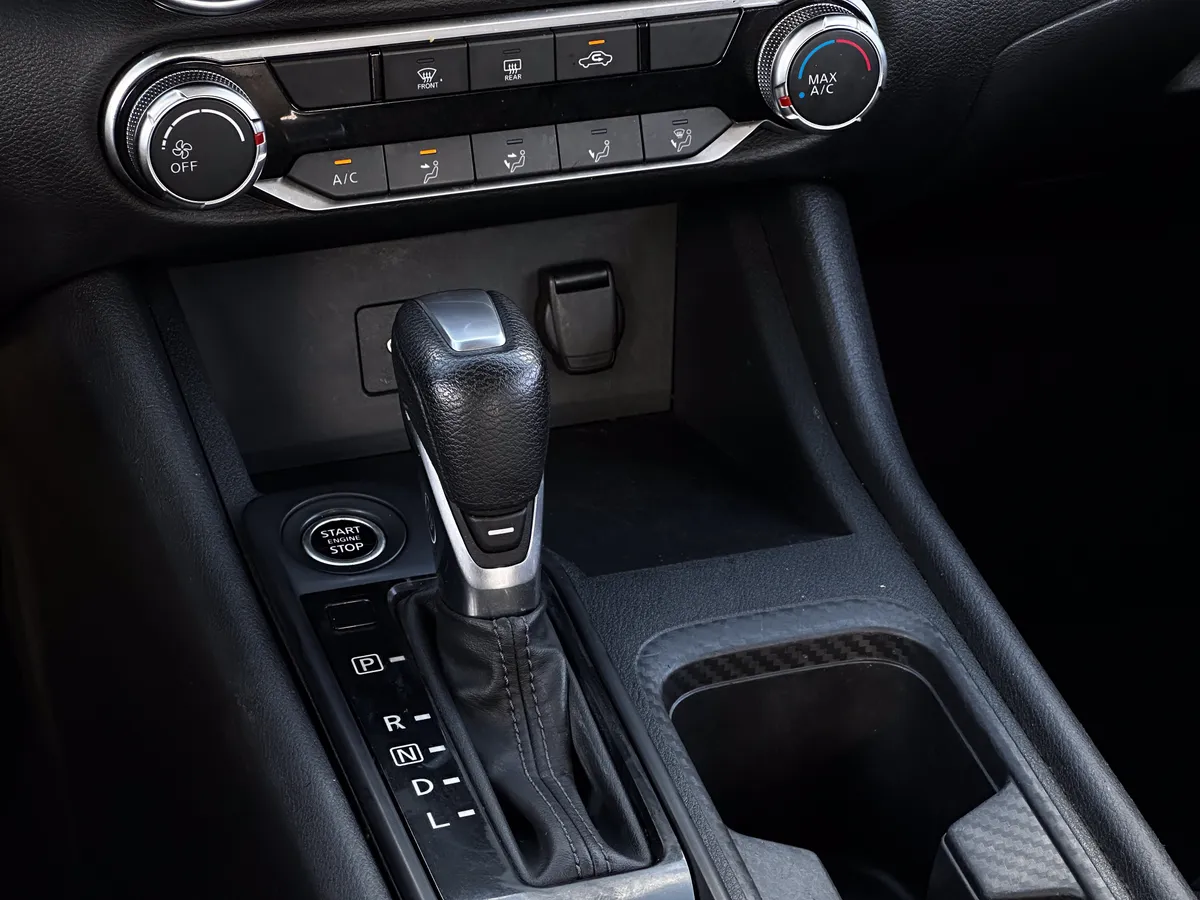 2022 Nissan Sentra S thumbnail 17