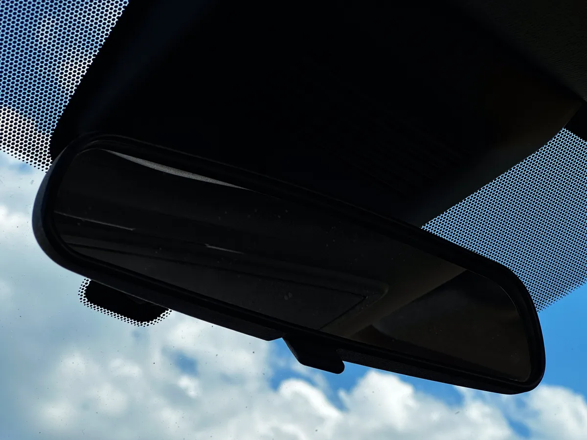 2022 Nissan Sentra S thumbnail 18