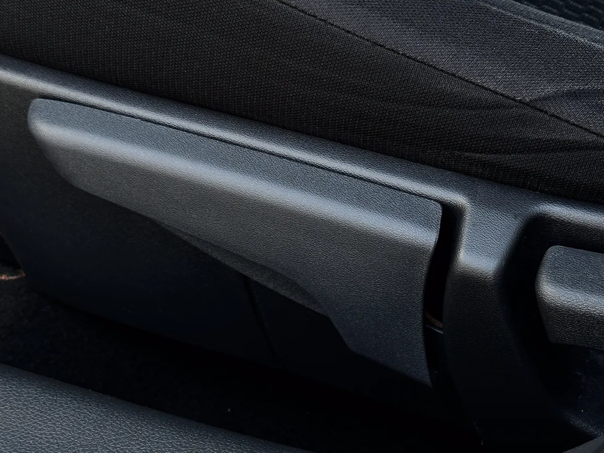 2022 Nissan Sentra S thumbnail 8