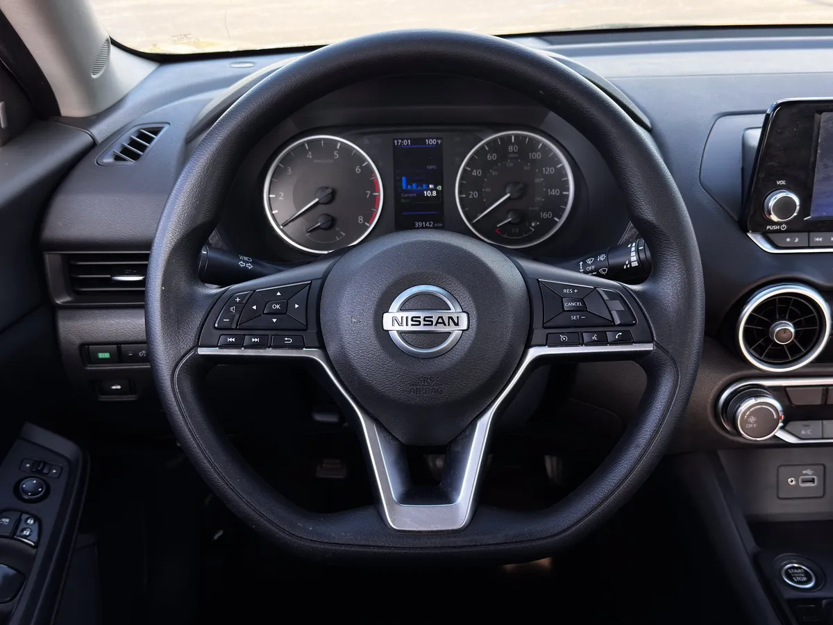 2022 Nissan Sentra S thumbnail 9