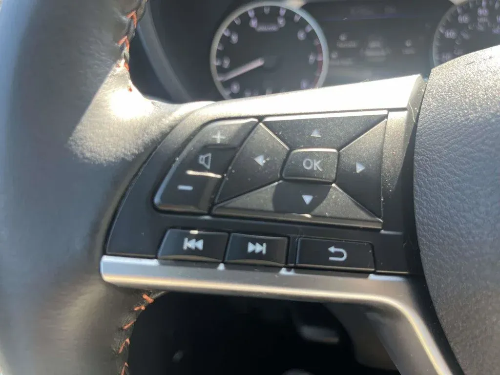 2022 Nissan Sentra SR thumbnail 18
