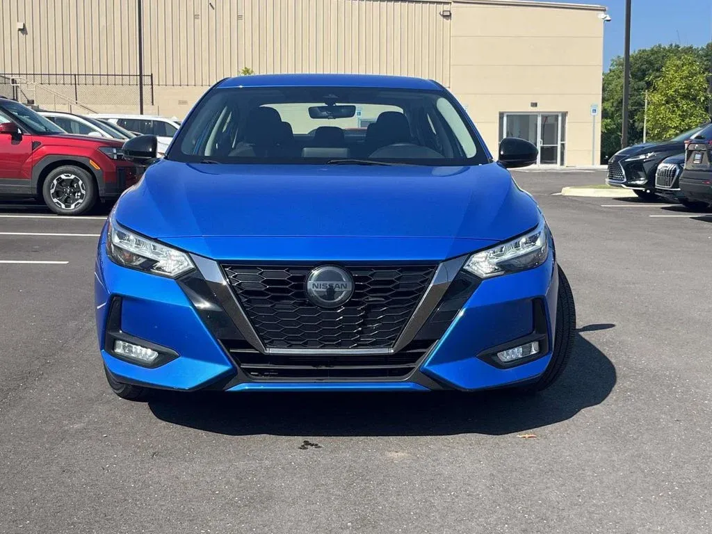 2022 Nissan Sentra SR thumbnail 8