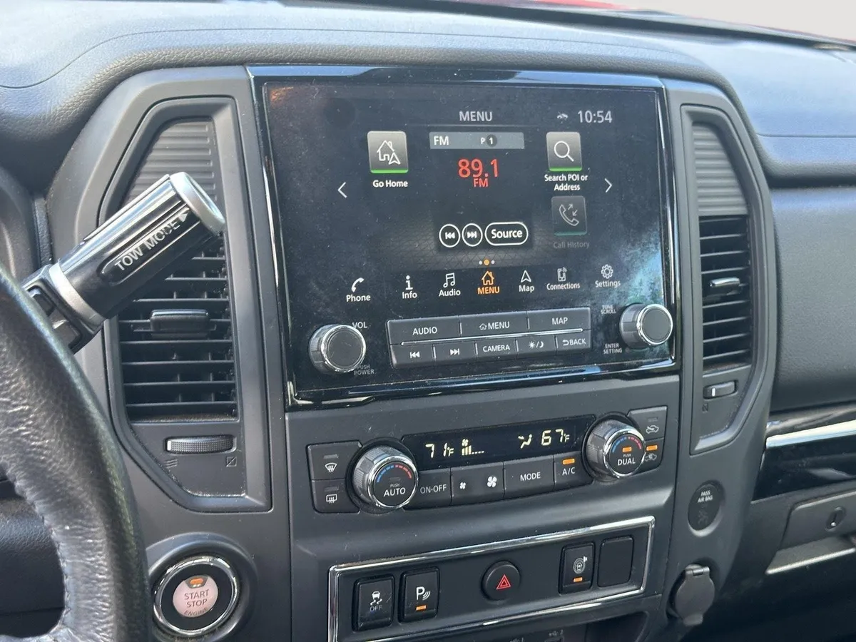 2022 Nissan Titan SV thumbnail 11