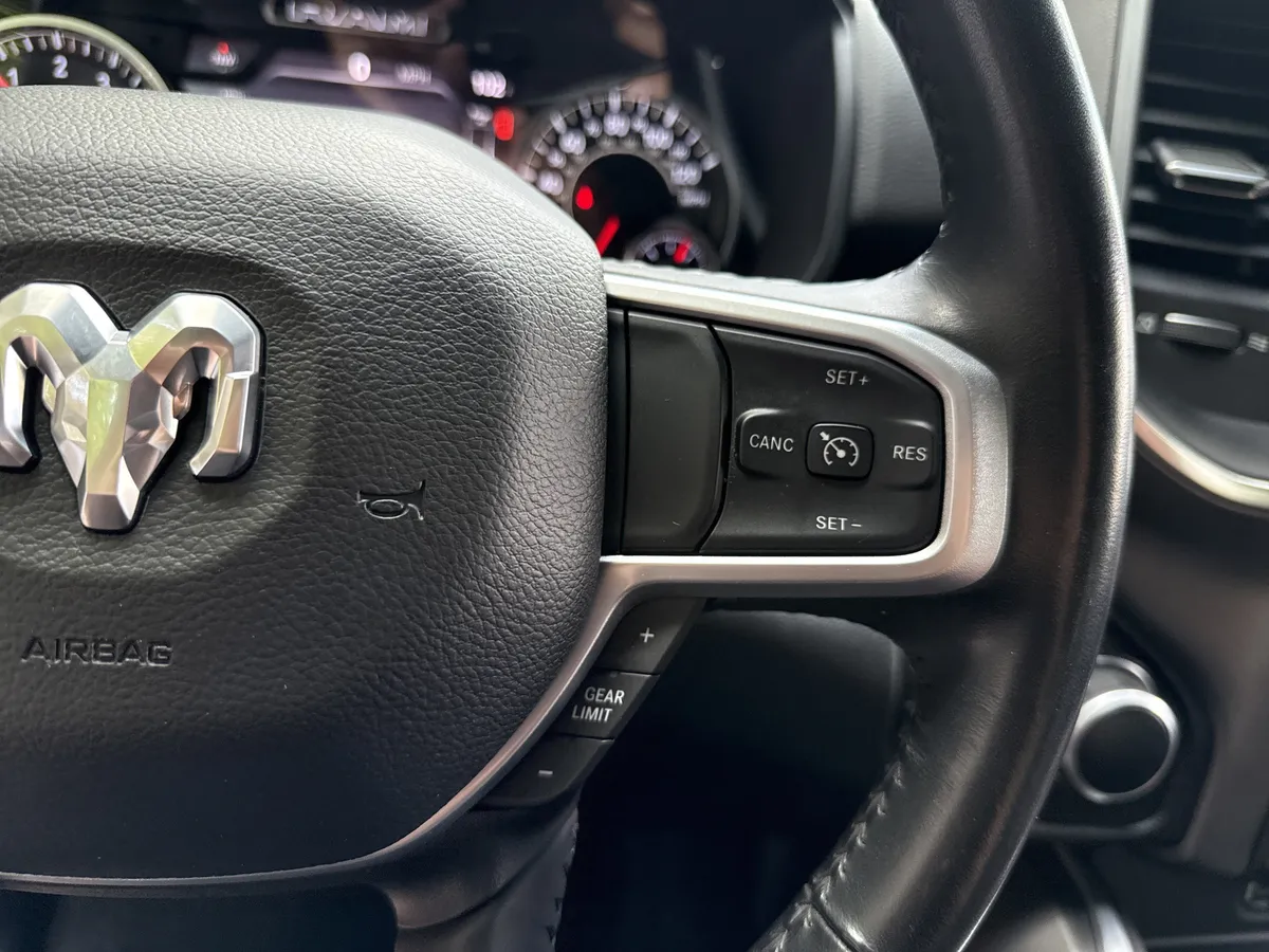 2022 Ram 1500 Big Horn thumbnail 25