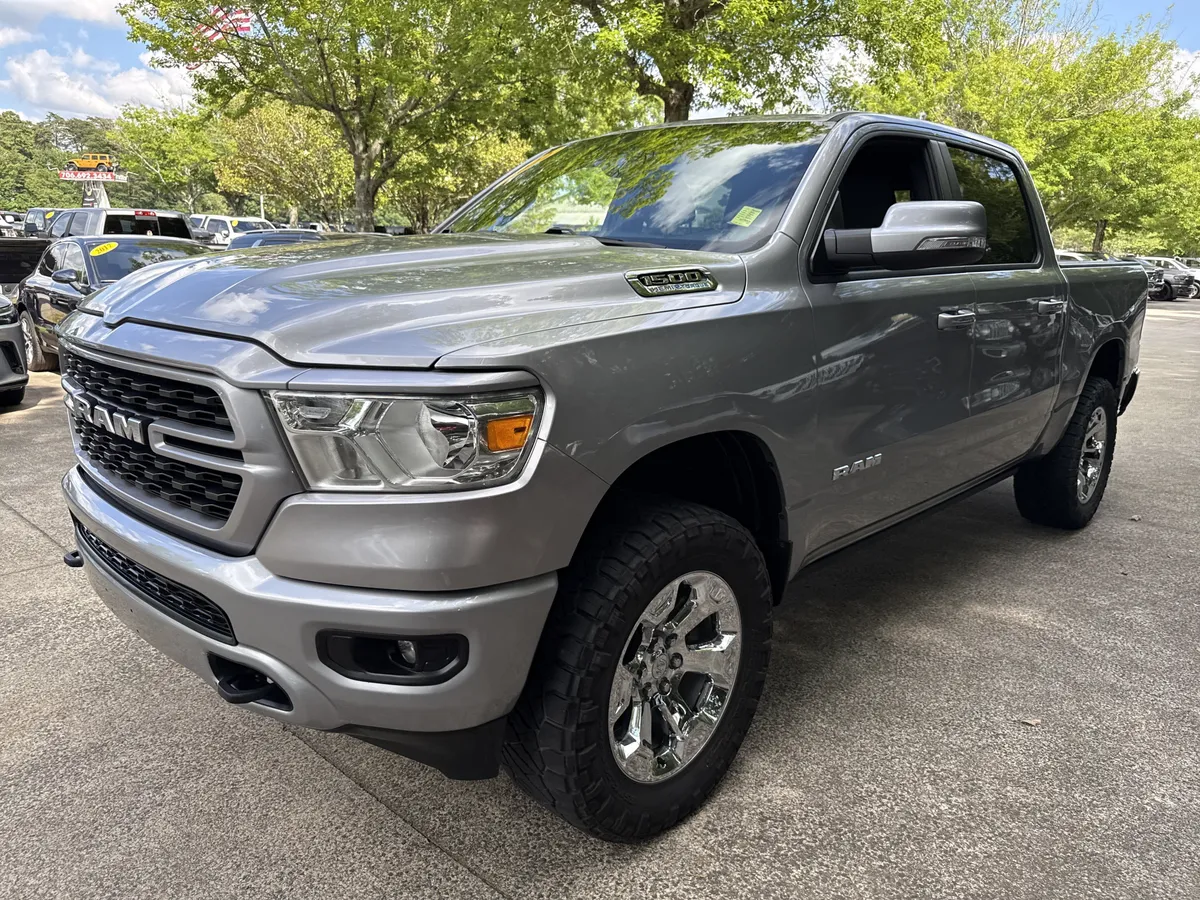 2022 Ram 1500 Big Horn thumbnail 3