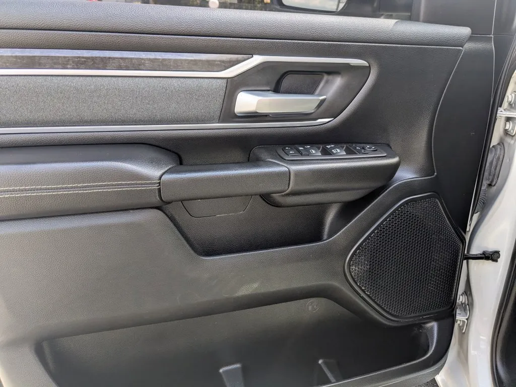 2022 Ram 1500 Big Horn thumbnail 11