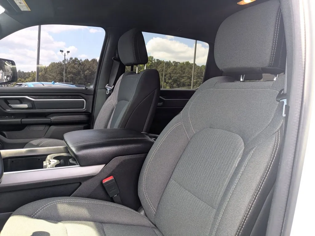 2022 Ram 1500 Big Horn thumbnail 14