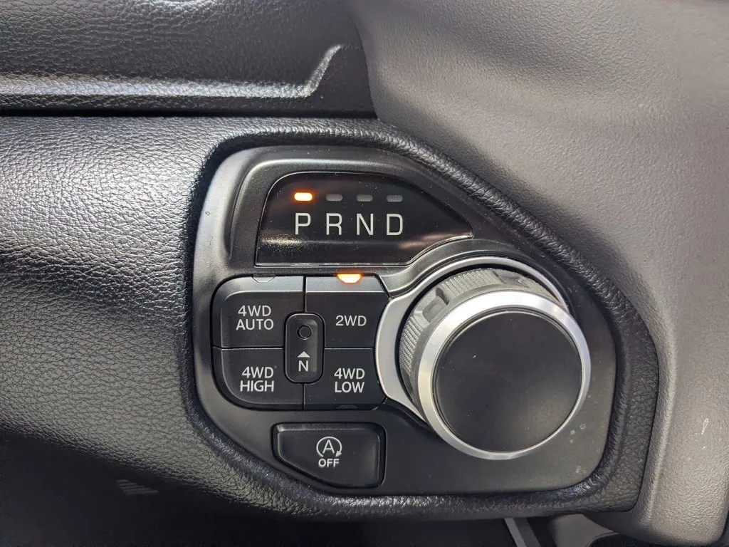 2022 Ram 1500 Big Horn thumbnail 19