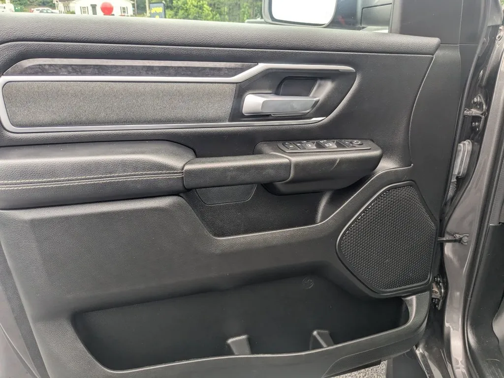 2022 Ram 1500 Big Horn thumbnail 11