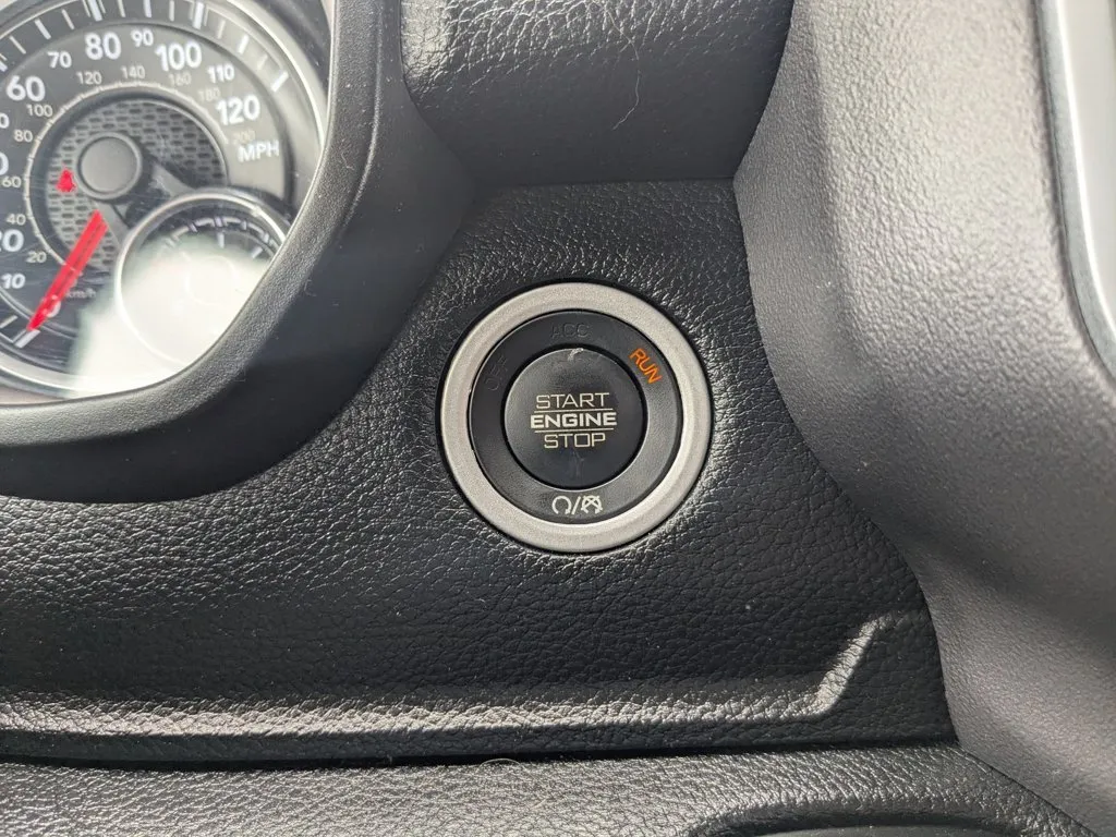 2022 Ram 1500 Big Horn thumbnail 19