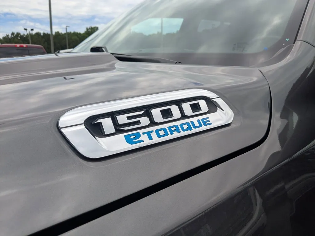 2022 Ram 1500 Big Horn thumbnail 29