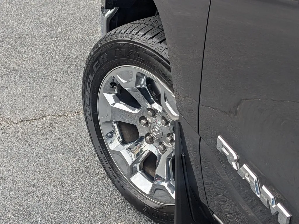 2022 Ram 1500 Big Horn thumbnail 9