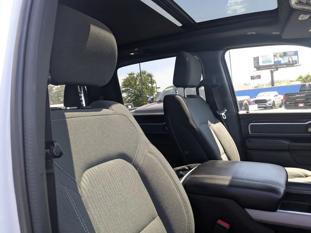 2022 Ram 1500 Big Horn thumbnail 27