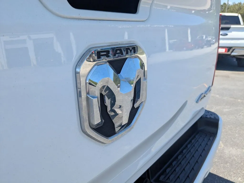2022 Ram 1500 Big Horn thumbnail 29
