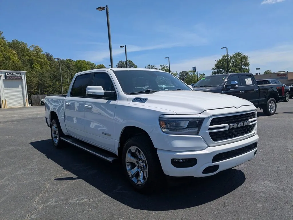 2022 Ram 1500 Big Horn thumbnail 3