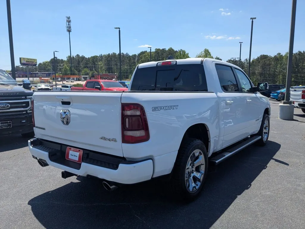 2022 Ram 1500 Big Horn thumbnail 5