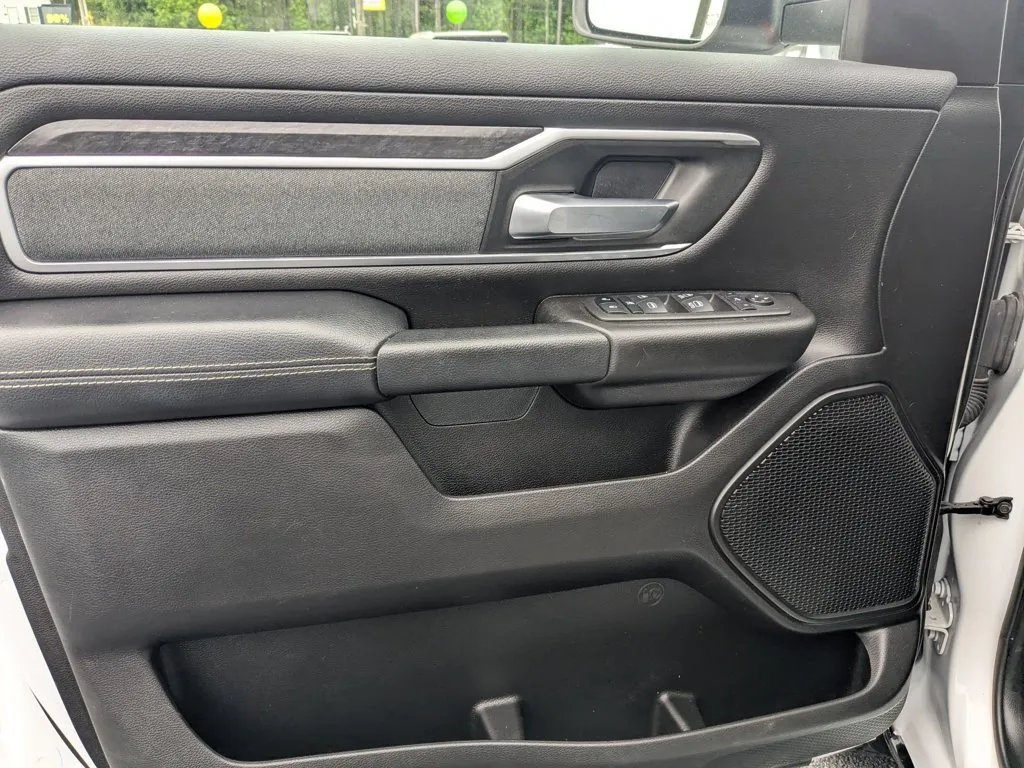 2022 Ram 1500 Big Horn thumbnail 11