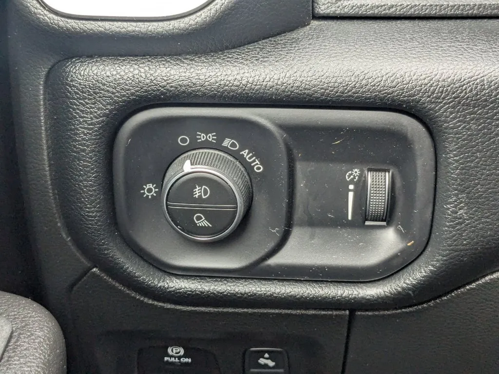 2022 Ram 1500 Big Horn thumbnail 20
