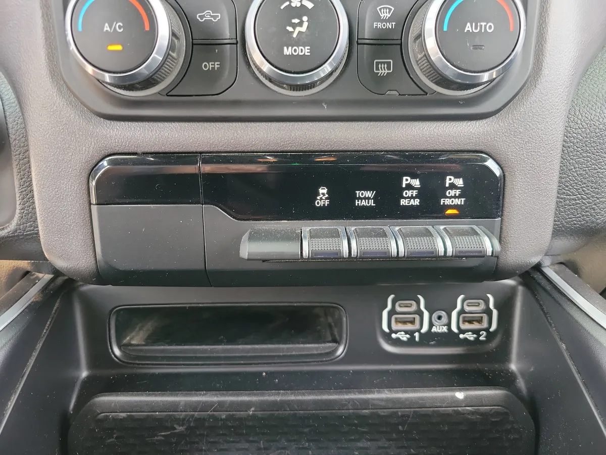 2022 Ram 1500 Big Horn/Lone Star thumbnail 11
