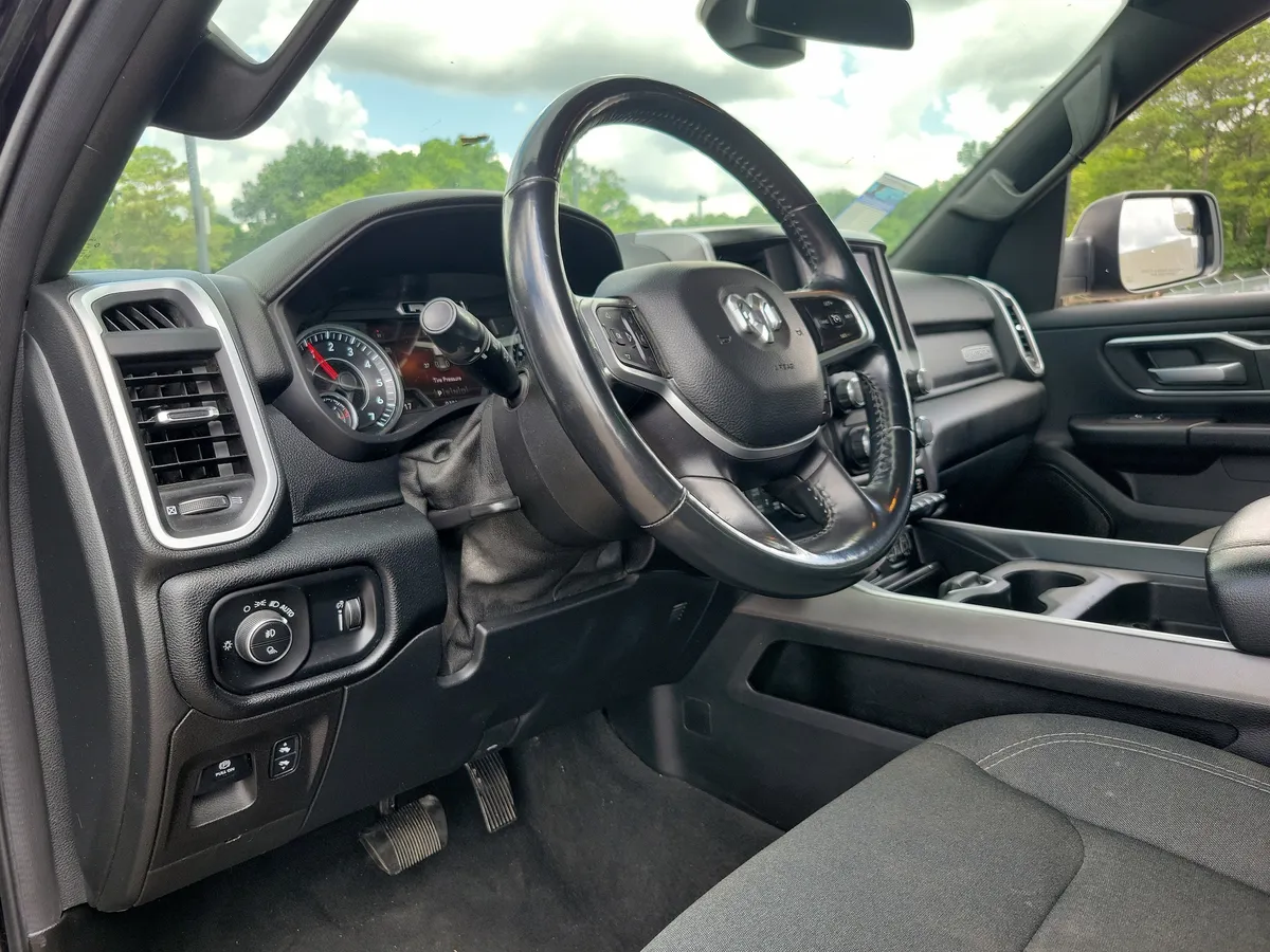 2022 Ram 1500 Big Horn/Lone Star thumbnail 3