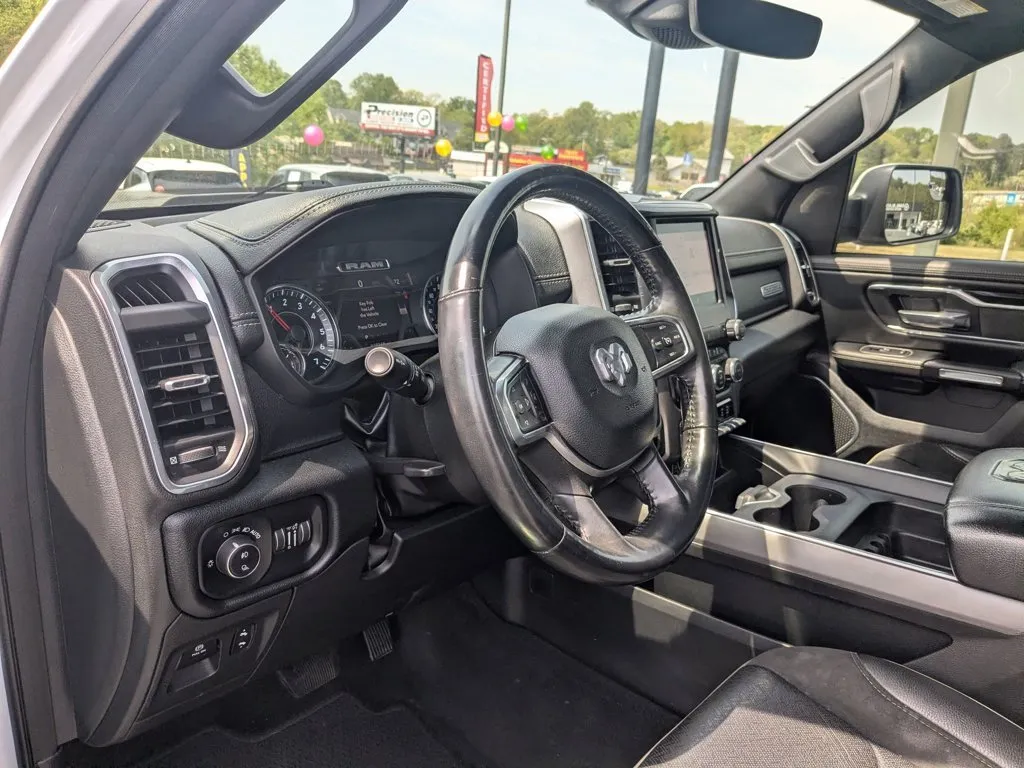 2022 Ram 1500 Laramie thumbnail 13
