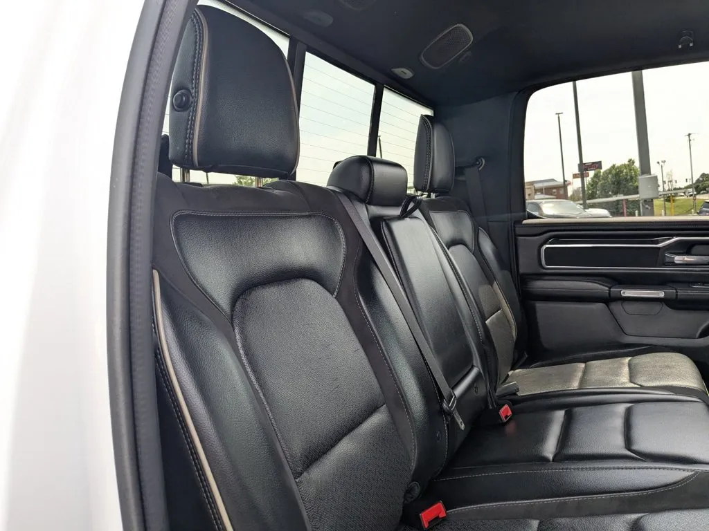 2022 Ram 1500 Laramie thumbnail 24