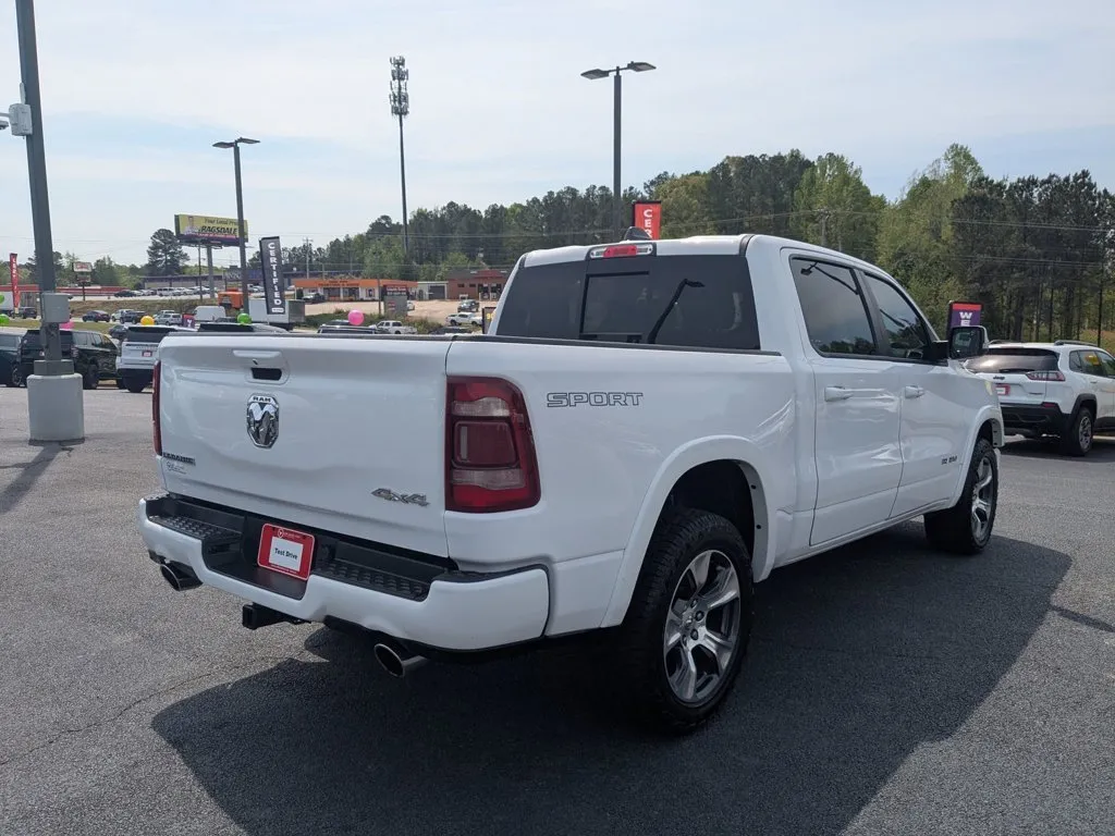 2022 Ram 1500 Laramie thumbnail 5