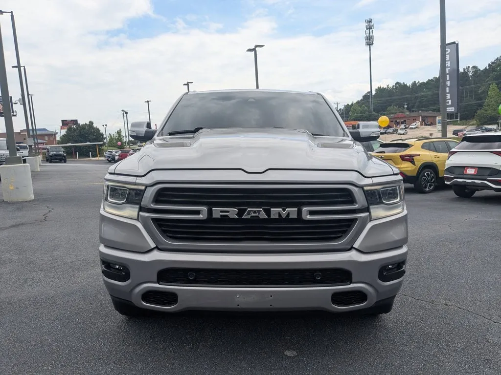2022 Ram 1500 Laramie thumbnail 2