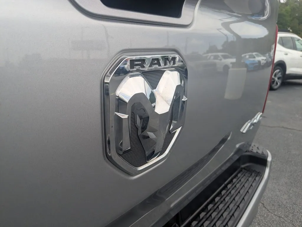 2022 Ram 1500 Laramie thumbnail 27