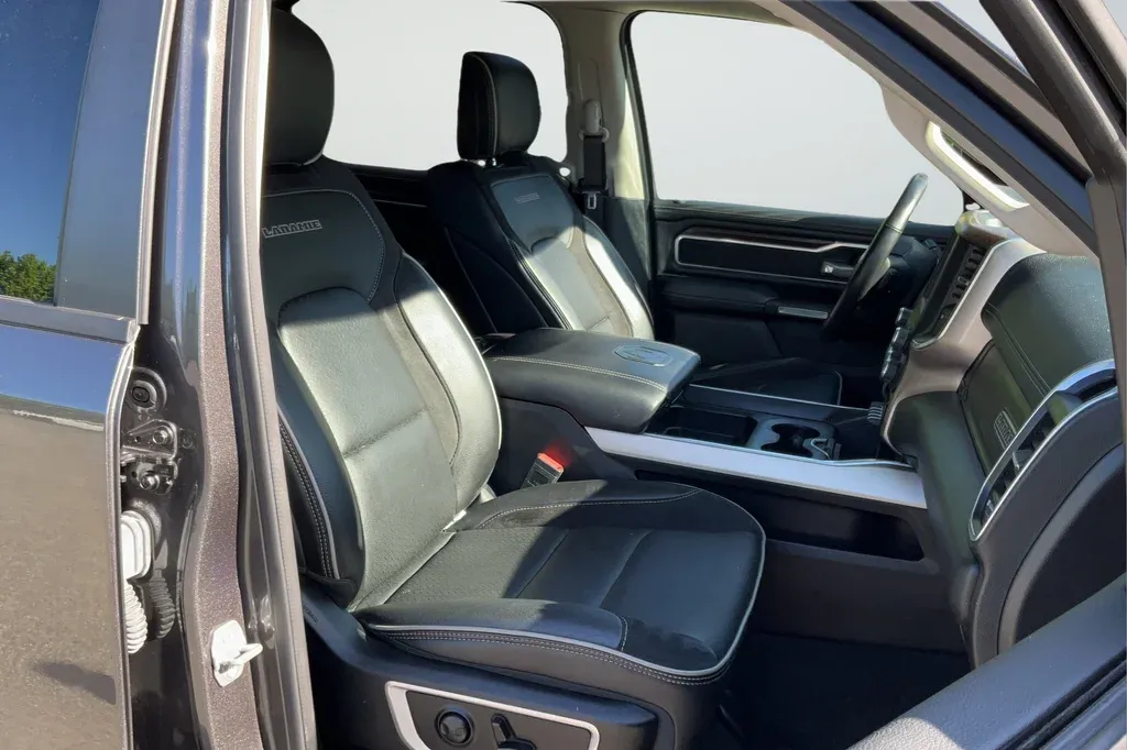 2022 Ram 1500 Laramie thumbnail 20