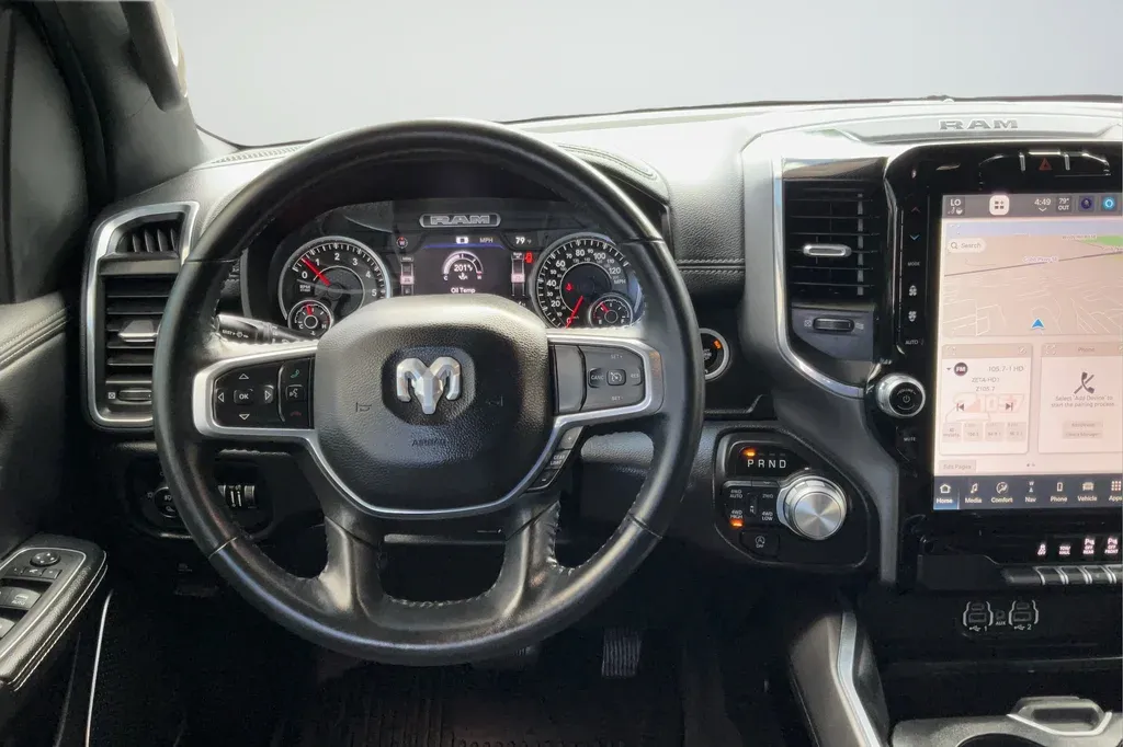 2022 Ram 1500 Laramie thumbnail 13