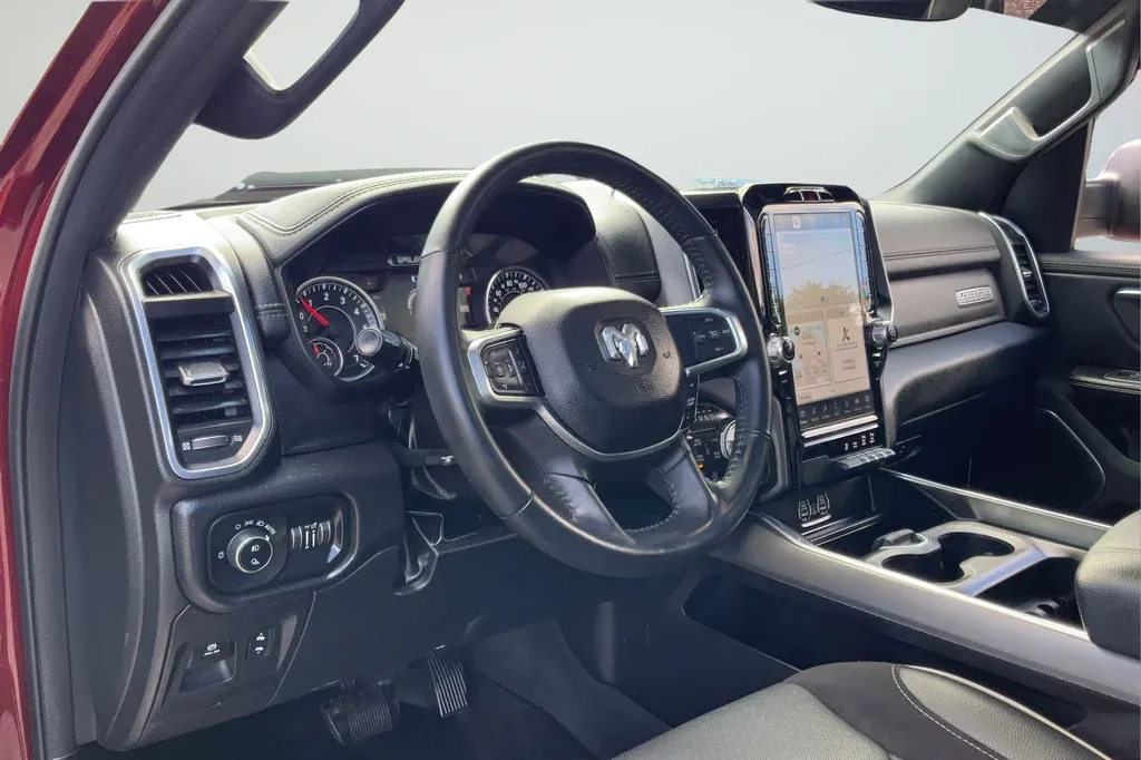 2022 Ram 1500 Laramie thumbnail 25