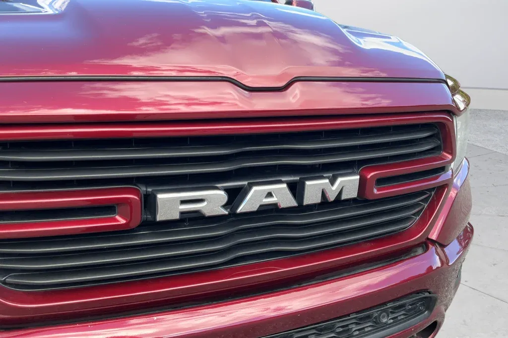 2022 Ram 1500 Laramie thumbnail 31